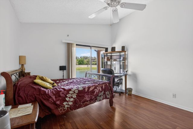 1960 NW 34th Avenue, Coconut Creek, FL 33066