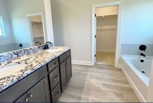 6605 Ashby Way, Orange, TX 77630