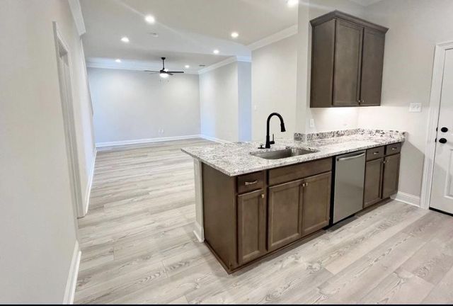 6605 Ashby Way, Orange, TX 77630