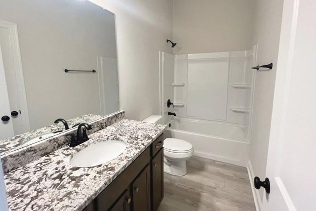 6605 Ashby Way, Orange, TX 77630