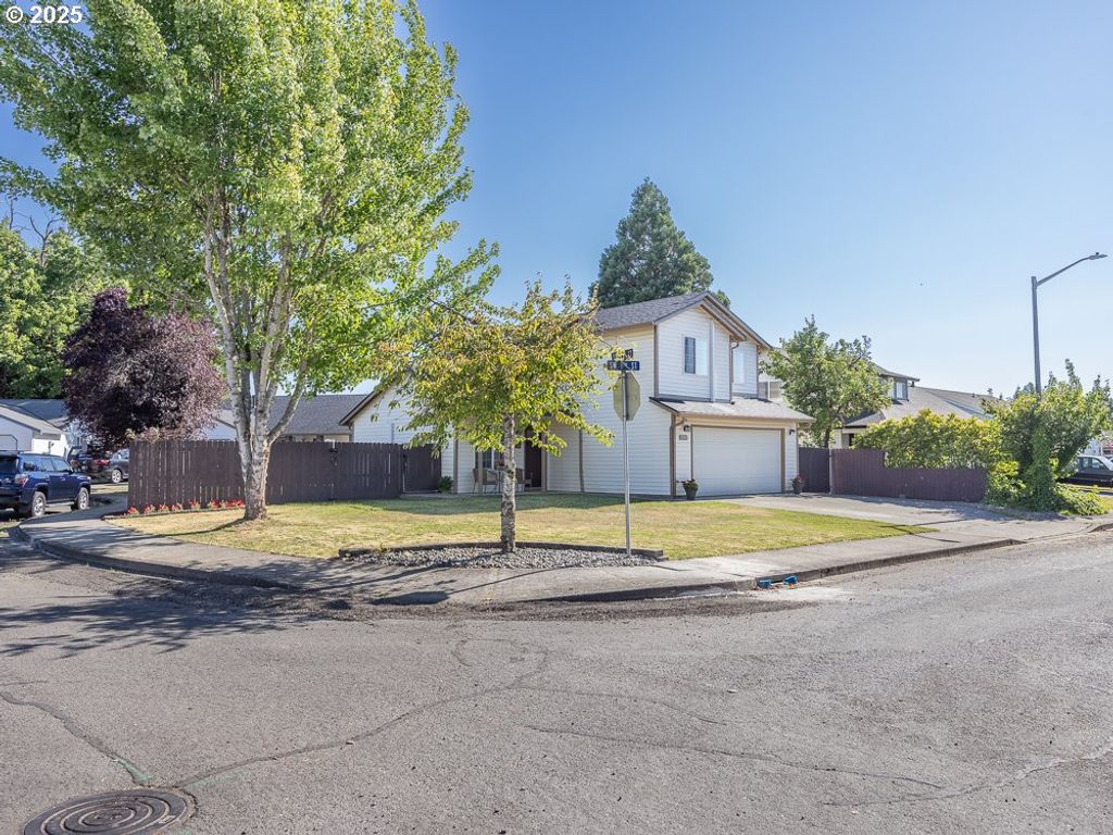 2101 Sw 8TH St, Battle Ground, WA 98604