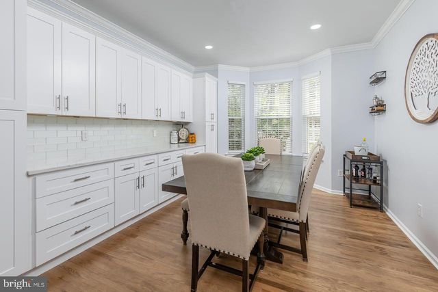 8 DUCHESS DR, Sicklerville, NJ 08081
