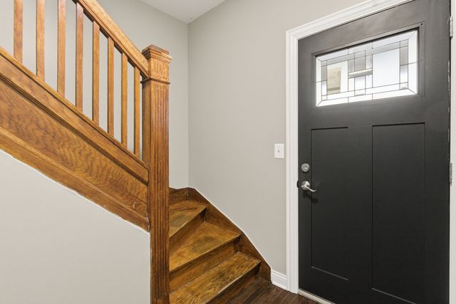 6634 S Winchester Avenue, Chicago, IL 60636