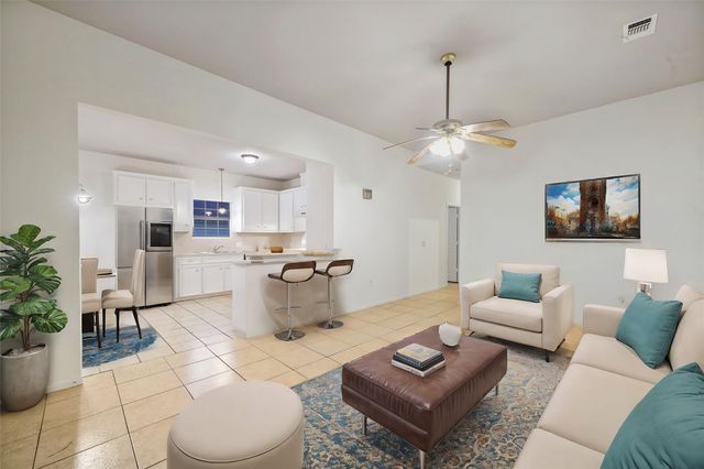 5502 Finch Street B, Houston, TX 77028