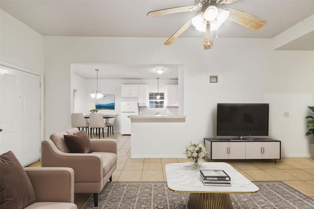 5502 Finch Street B, Houston, TX 77028