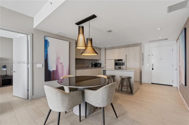 4010 S Ocean Drive R2005, Hollywood, FL 33019