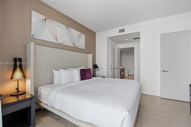 4010 S Ocean Drive R2005, Hollywood, FL 33019