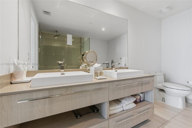 4010 S Ocean Drive R2005, Hollywood, FL 33019