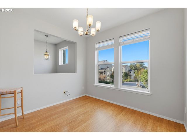 10217 Nw JACK Ln 91, Portland, OR 97229