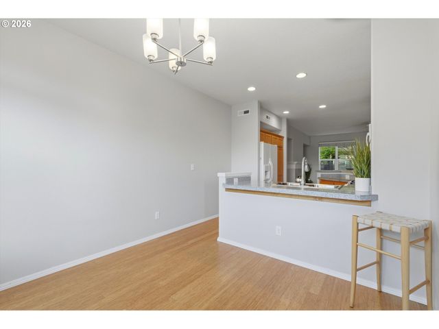 10217 Nw JACK Ln 91, Portland, OR 97229
