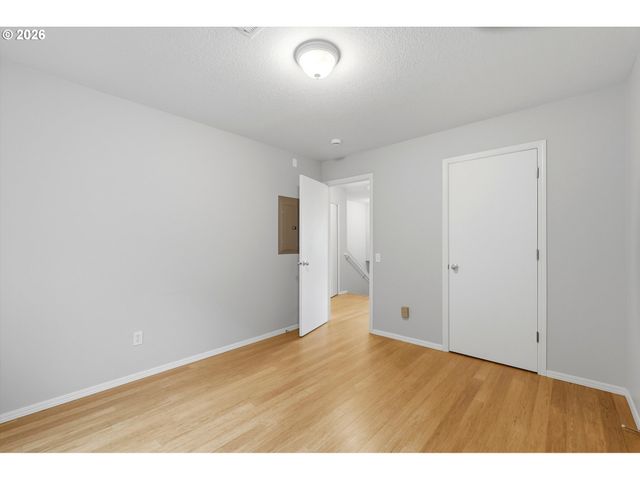10217 Nw JACK Ln 91, Portland, OR 97229