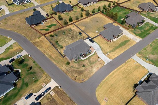995 Bivium Circle, Newcastle, OK 73065