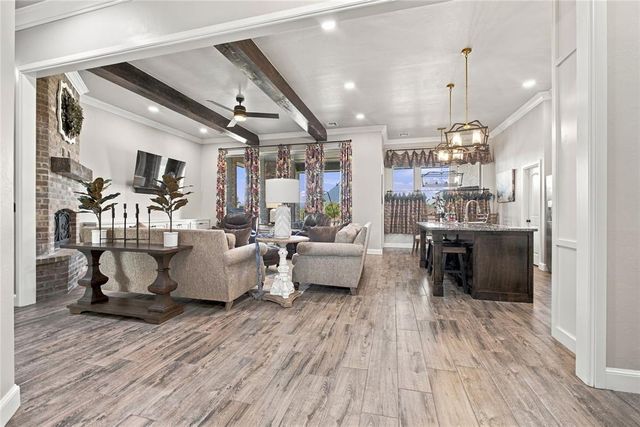995 Bivium Circle, Newcastle, OK 73065
