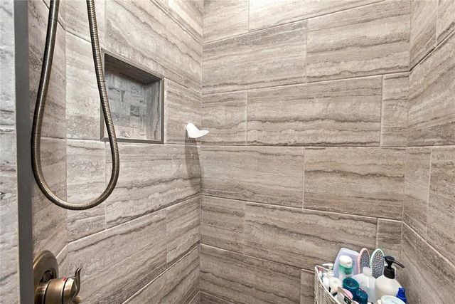 995 Bivium Circle, Newcastle, OK 73065