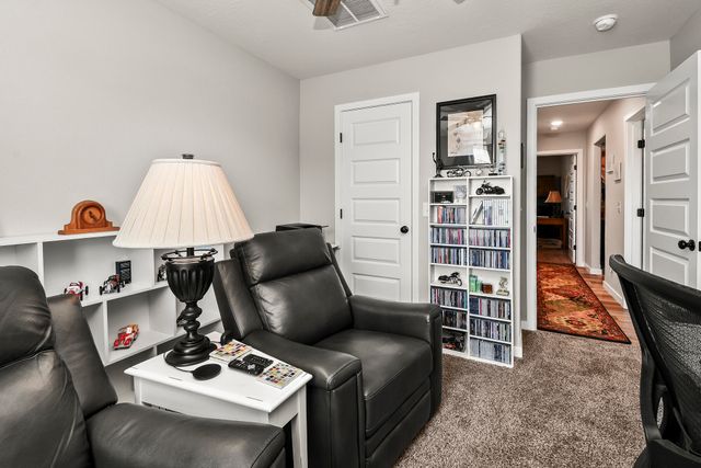 2841 E Bradford Street, Republic, MO 65738