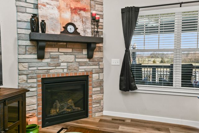 2841 E Bradford Street, Republic, MO 65738