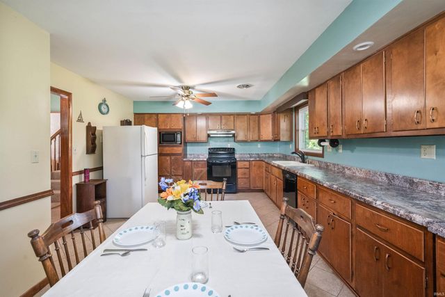 997 N 100 E Road, Wabash, IN 46992