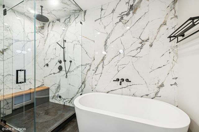 2149 W Belmont Avenue 2E, Chicago, IL 60618