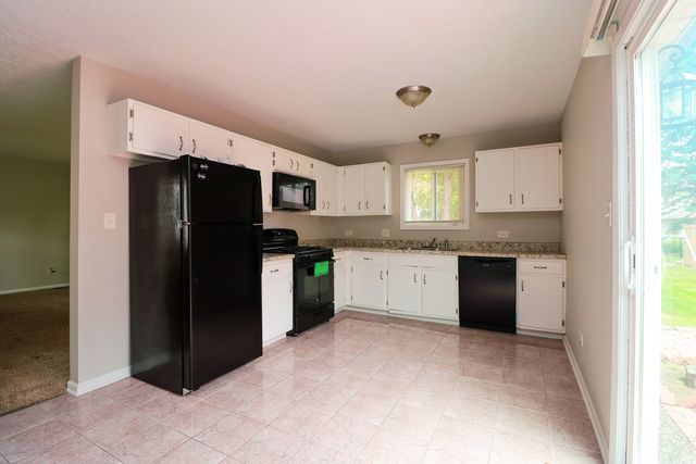 3010 Long Grove Court, Aurora, IL 60504
