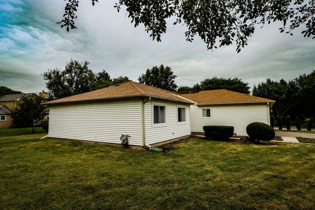3010 Long Grove Court, Aurora, IL 60504