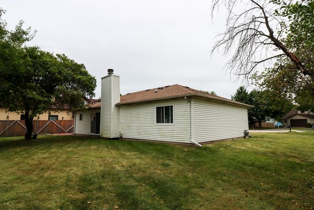 3010 Long Grove Court, Aurora, IL 60504