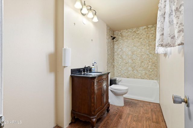 4639 W CAVALIER Drive, Glendale, AZ 85301