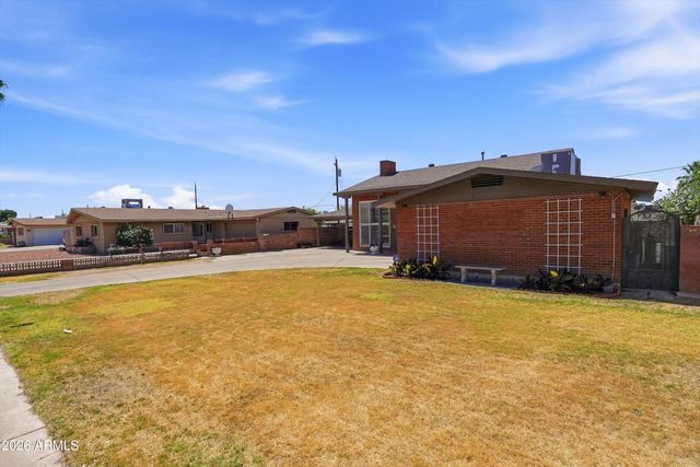 4639 W CAVALIER Drive, Glendale, AZ 85301