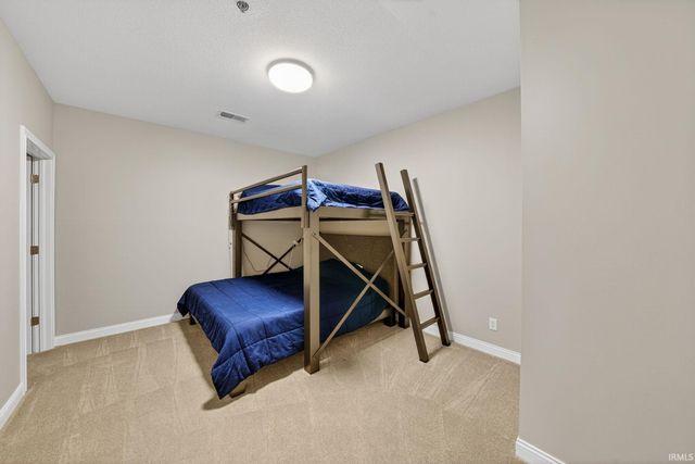1219 Napoleon St Unit 302, South Bend, IN 46617