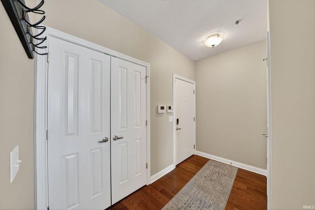 1219 Napoleon St Unit 302, South Bend, IN 46617