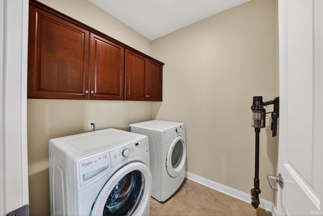 1219 Napoleon St Unit 302, South Bend, IN 46617