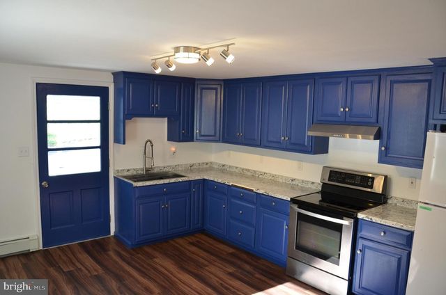 28 SEIDEL RD, Reading, PA 19606