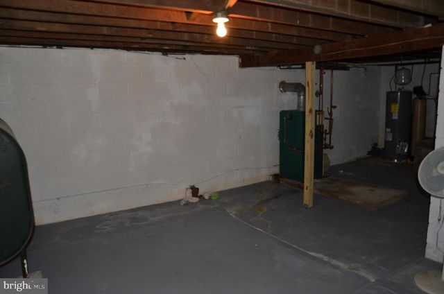 28 SEIDEL RD, Reading, PA 19606