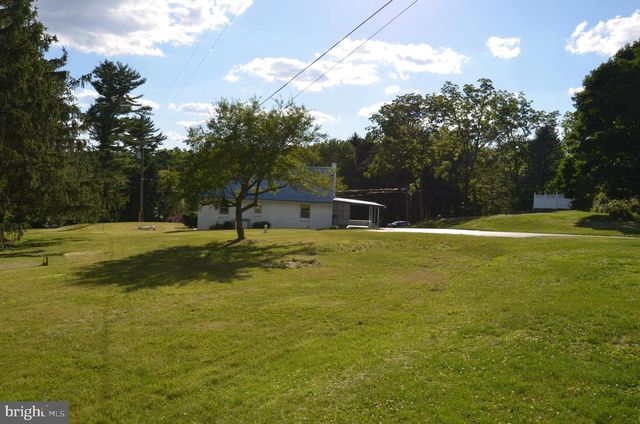 28 SEIDEL RD, Reading, PA 19606