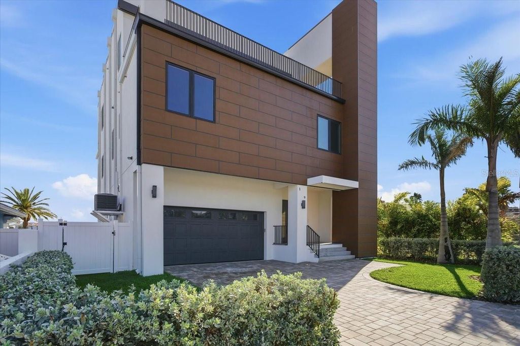 109 PUNTA VISTA DRIVE, St Pete Beach, FL 33706