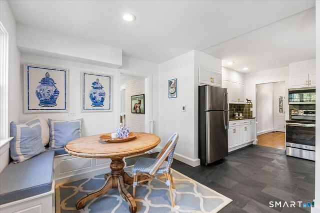 45 Hillcrest Park Road, Greenwich, CT 06870