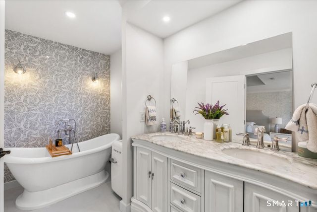 45 Hillcrest Park Road, Greenwich, CT 06870