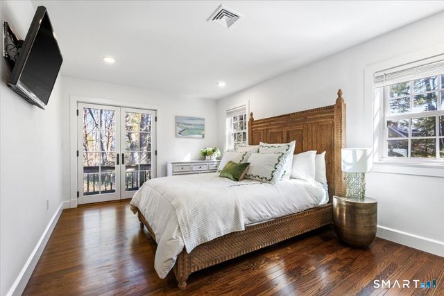 45 Hillcrest Park Road, Greenwich, CT 06870