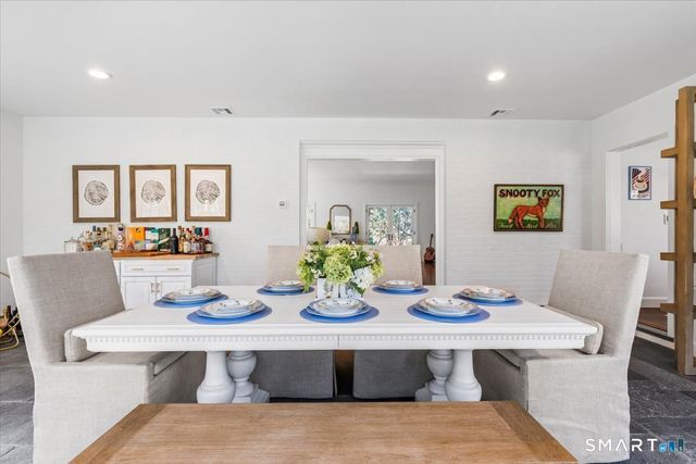 45 Hillcrest Park Road, Greenwich, CT 06870