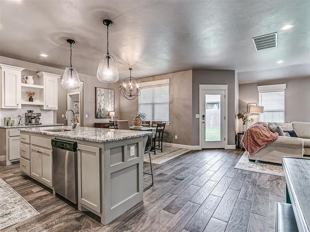 8209 NW 151st Terrace, Edmond, OK 73013