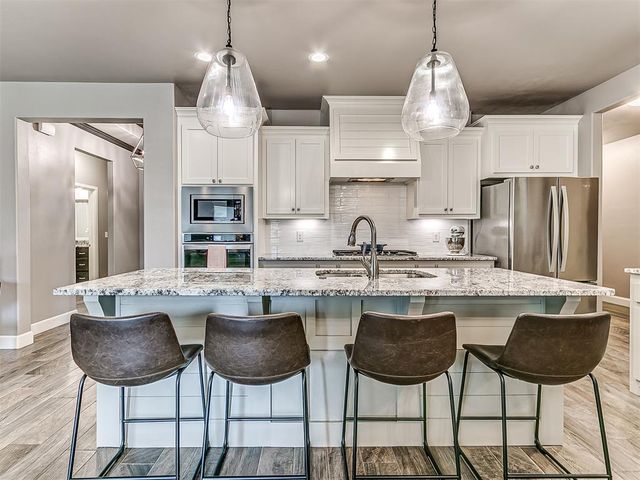 8209 NW 151st Terrace, Edmond, OK 73013