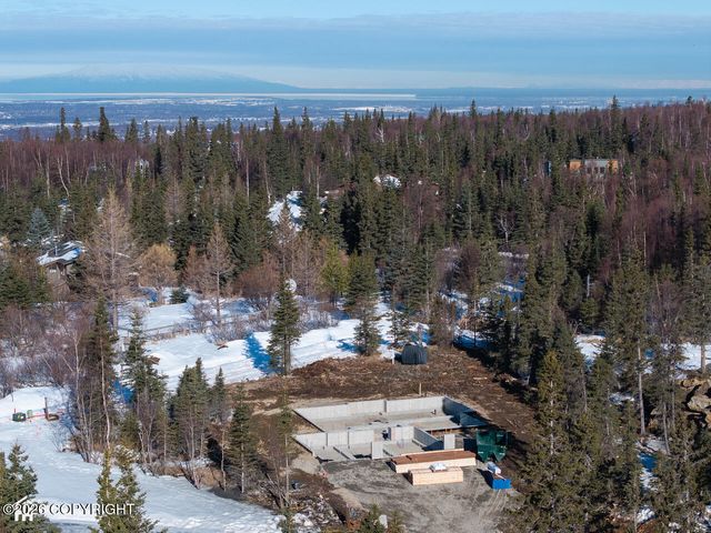 14520 Rockingham Circle, Anchorage, AK 99516