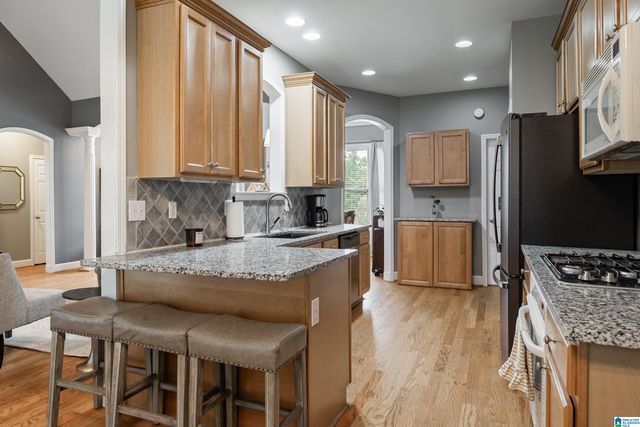 7012 CHULA VISTA WAY, Trussville, AL 35173