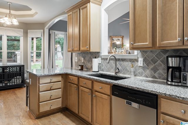 7012 CHULA VISTA WAY, Trussville, AL 35173