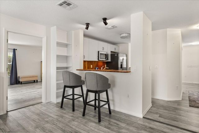 2713 EMERALD LAKE COURT, Kissimmee, FL 34744