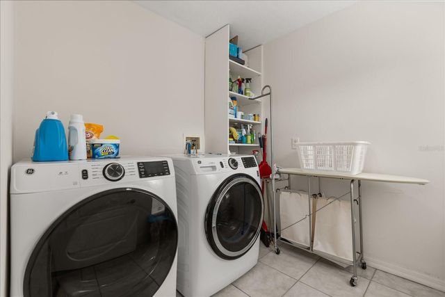 2713 EMERALD LAKE COURT, Kissimmee, FL 34744