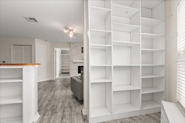 2713 EMERALD LAKE COURT, Kissimmee, FL 34744