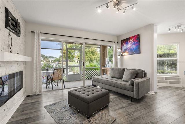 2713 EMERALD LAKE COURT, Kissimmee, FL 34744