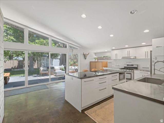 1925 E OSAGE ORANGE AVE, Salt Lake City, UT 84124