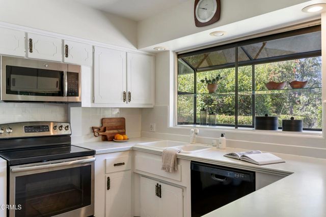 5811 Ocean View Boulevard, La Canada Flintridge, CA 91011