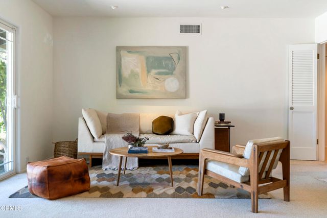 5811 Ocean View Boulevard, La Canada Flintridge, CA 91011